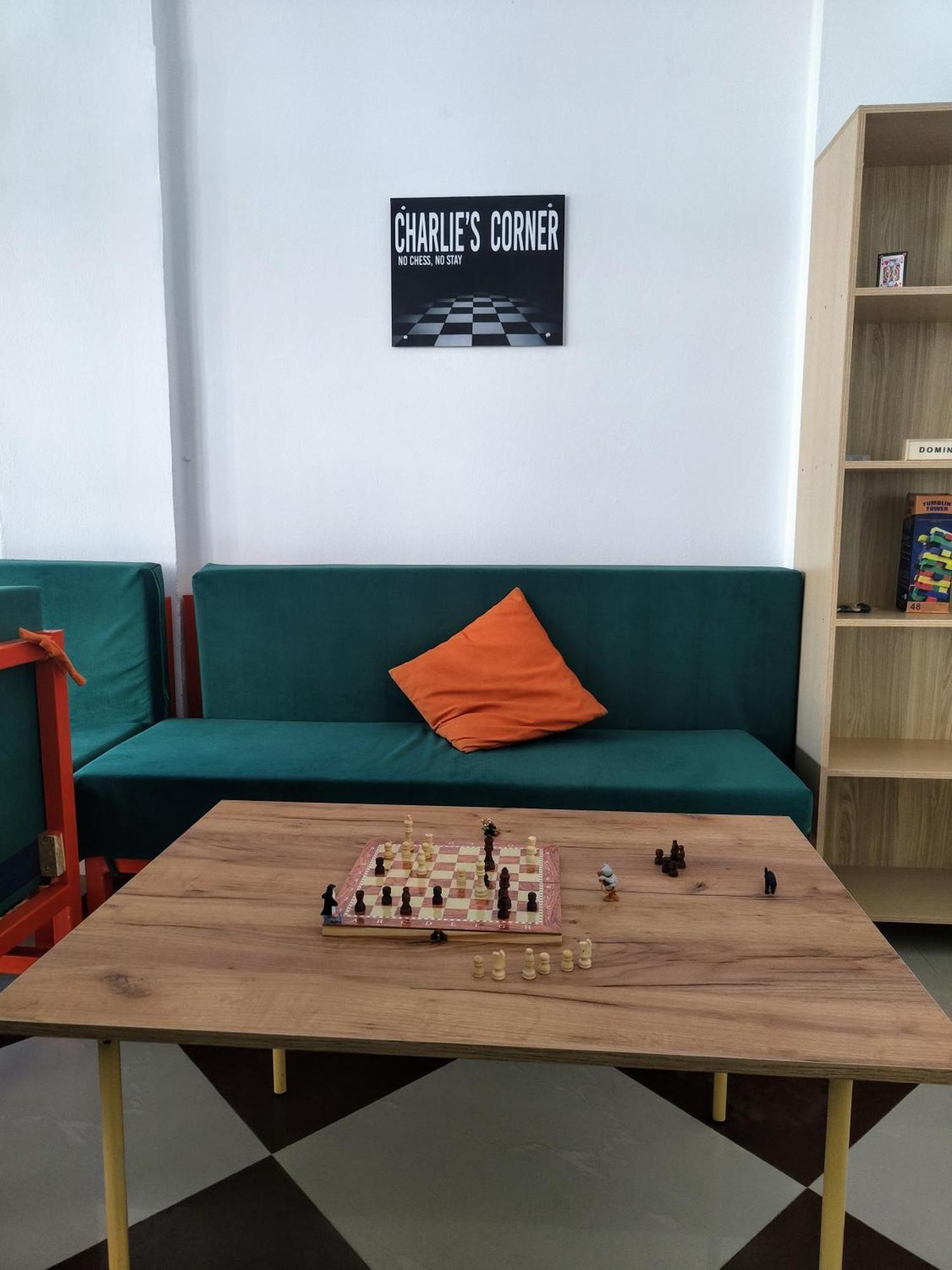 Tias Hostel Shkodër Екстериор снимка